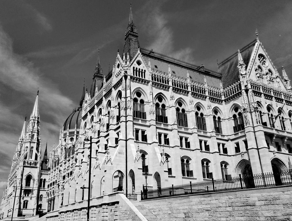 Hid Hotel Budapeste Exterior foto